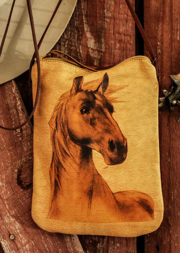 horse pouch close up